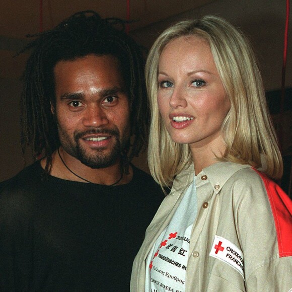 Adriana Karembeu et son mari Christian Karembeu - Croix Rouge au Restaurant Colette