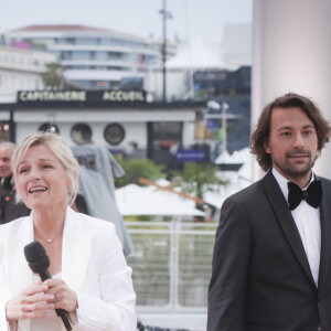 Exclusif - Anne-Elisabeth Lemoine, Bertrand Chameroy - Premier plateau de l'émission "C à vous" lors du 76ème Festival International du Film de Cannes le 17 mai 2023. © Jack Tribeca / Bestimage 