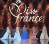 Voilà une nouvelle à laquelle on ne s'attendait pas ! 
Les 5 finalistes au concours Miss France 2022. Le 11 décembre 2021.