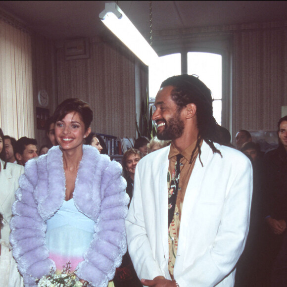 Malheureusement, leur divorce a été prononcé en 2000.
Mariage de Yannick Noah et Heather Stewart-Whyte - 11 février 1995 © Christophe Guibbaud/ABACA.