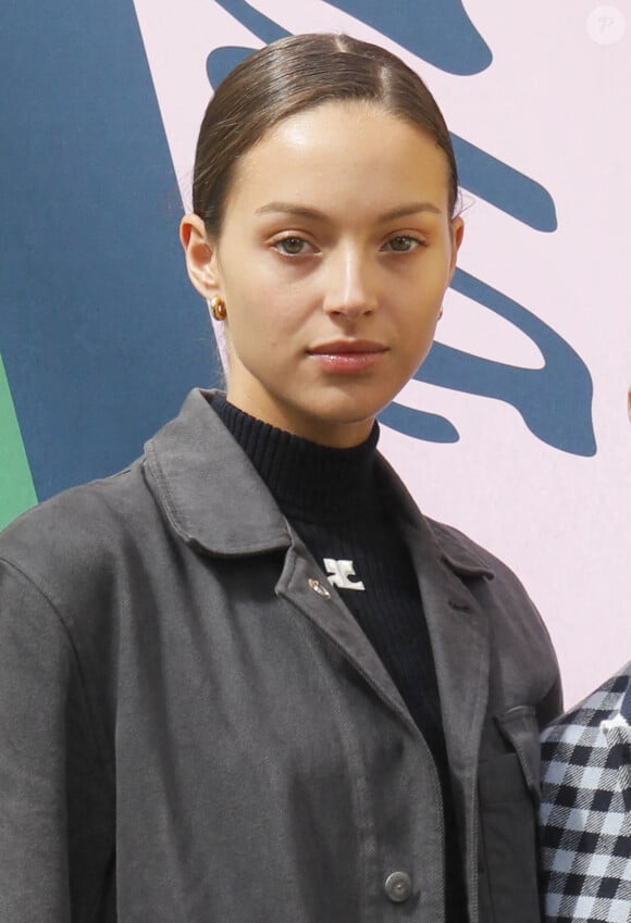 Jenaye Noah - Photocall des people au défilé de mode homme Kenzo printemps / été 2023 au Lycée Carnot à Paris le 26 juin 2022. © Veeren-Christophe Clovis/Bestimage 