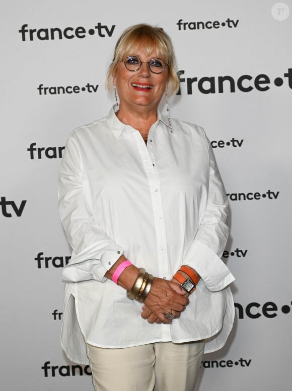 Malgré les discussions qui étaient en cours sur un éventuel nouveau projet...
Catherine Matausch au photocall pour la conférence de presse de rentrée de France TV à la Grande Halle de la Villette à Paris. © Coadic Guirec/Bestimage