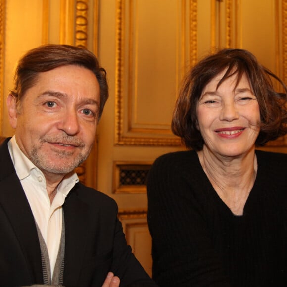 Exclusif - Olivier Gluzman et Jane Birkin - Remise de l'insigne de chevalier des Arts et des Lettres a Biyouna, actrice et chanteuse algerienne, au Ministere des Affaires Etrangeres a Paris. Le 26 fevrier 2013