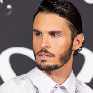 Il n'a en effet pas encore touché un centime.
Baptiste Giabiconi - Photocall de la première édition du dîner de charité "Together we Give" sur la Plage "La Môme"lors du 76ème Festival International du Film de Cannes le 23 mai 2023. © Jeremy Melloul/Bestimage