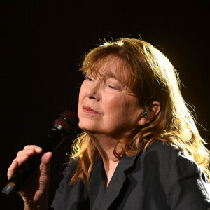 Jane Birkin - Le Festival Fnac Live Paris en partenariat avec la Ville de Paris reprend ses quartiers d'été en plein coeur de la capitale. Co-organisé par la Fnac et la Ville de Paris, le festival revient enfin dans sa forme originelle du 29 juin au 1er juillet. Pour sa 11e édition, cet événement unique et singulier au coeur de Paris proposera sur ses 3 soirées 29 concerts gratuits sur le Parvis de l'Hotel de Ville ainsi que dans ses Salons. Le 30 juin 2022 © Lionel Urman / Panoramic / Bestimage