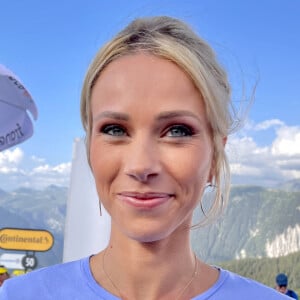 Marion Rousse, très proche de sa soeur
 
Marion Rousse - Plateau de Vélo Club lors de la 17ème étape du Tour de France à Courchevel. © Fabien Faure/Bestimage