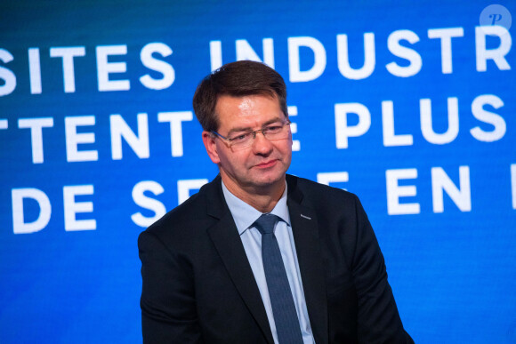 Patrice Vergriete - Maire de Dunkerque - Le président de la République française reçoit les dirigeants des 50 sites industriels qui émettent le plus de GES (gaz à effet de serre) en France au palais de l'Elysée à Paris, France, le 8 novembre 2022. © Romain Gaillard/Pool/Bestimage 