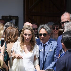 Mariage de Laura Smet et Raphaël Lancrey-Javal à l'église Notre-Dame des Flots au Cap-Ferret le jour de l'anniversaire de son père Johnny Hallyday le 15 juin 2019.