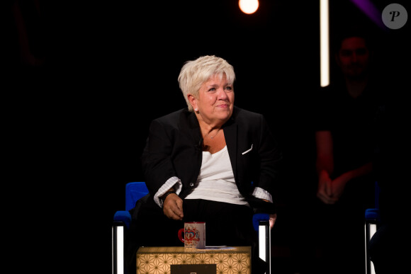 Exclusif - Mimie Mathy - Enregistrement de l'émission "La Boîte à secrets 4" à Paris, présentée par F.Bollaert, et diffusée le 10 avril sur France 3. Le 23 janvier 2020 © Tiziano Da Silva / Bestimage Au cours de la soirée, chaque invité aura une boîte disposée devant lui, de laquelle il extraira un objet revêtant une valeur particulière à ses yeux. Après en avoir livré la signification en plateau, la personnalité verra alors apparaître une surprise sous la boîte géante de l'émission, avec l'intervention de proches. Une émission qui véhicule de belles valeurs, et qui contiendra son lot de larmes et de révélations dans une atmosphère bienveillante. 