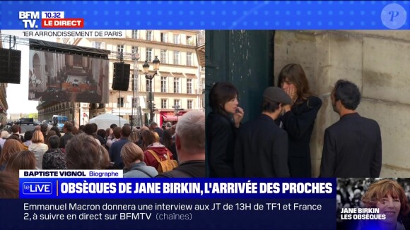 Charlotte Gainsbourg très affectée, soutenue par son clan, son compagnon Yvan Attal, son fils Ben Attal, et ses filles Alice et Jo Attal, lors des obsèques de Jane Birkin, à l'église Saint-Roch le 24 juillet 2023