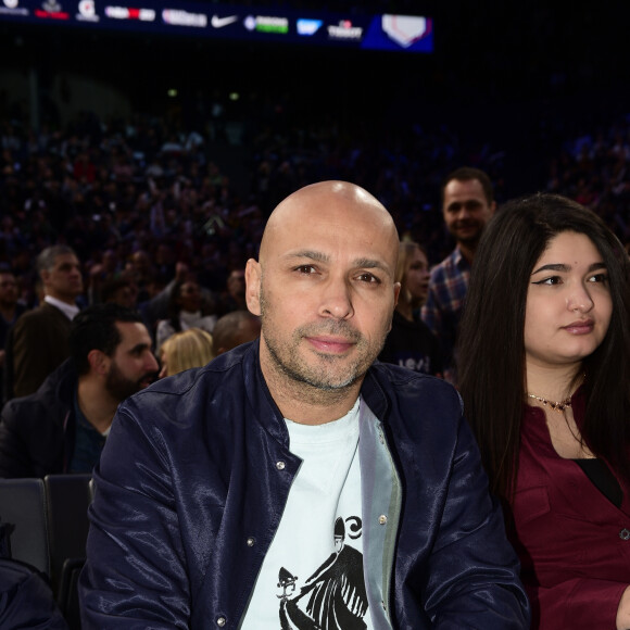 Eric Judor - People au match de Paris NBA 2020 entre les Bucks de Milwaukee et les Charlotte Hornet à l'AccorHotels Arena à Paris le 24 janvier 2020. © JB Autissier/ Panoramic / Bestimage 