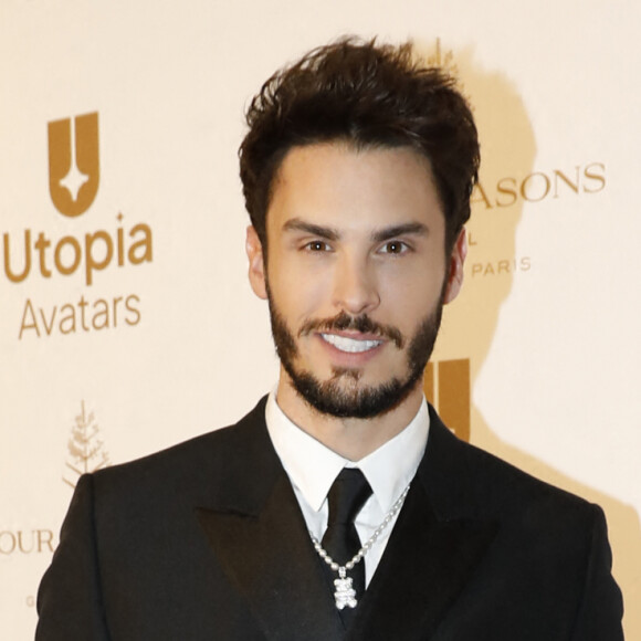 Baptiste Giabiconi - Photocall de la 10ème édition du "Global Gift Gala" au Four Seasons Hotel George V à Paris. © Marc Ausset-Lacroix / Bestimage