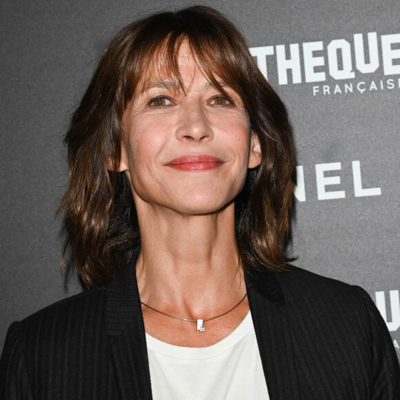 Voilà plusieurs décennies que Sophie Marceau fait le bonheur des cinéphiles en France. Mais aussi à l'international.
Sophie Marceau au photocall de l'avant-première du film "Une femme de notre temps" à la cinémathèque française à Paris, France, le 29 septembre 2022. © Coadic Guirec/Bestimage 