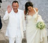 Une icône que les Français affectionnent tout particulièrement.
Mariage de l'acteur Jean Reno et du mannequin franco-americain Zofia Borucka devant l'église des Baux de Provence, dans le sud de la France.