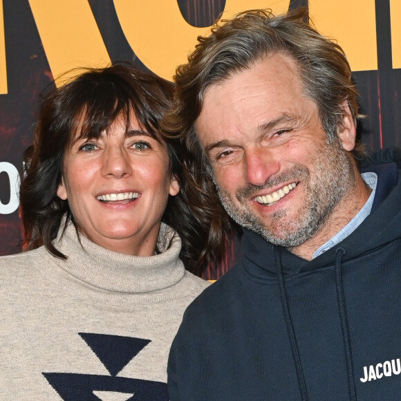 Pour recharger ses batteries avant la grande rentrée, Estelle Denis préfère miser sur des coins de l'Hexagone réputés pour leur tranquillité.
Estelle Denis et son compagnon Marc Thiercelin - Avant-première du film "Mon héroïne" au cinéma UGC Normandie à Paris © Coadic Guirec/Bestimage