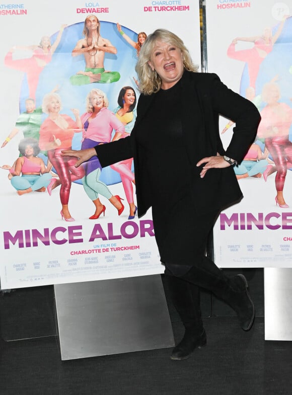 Charlotte de Turckheim - Avant-première du film "Mince Alors 2 La rechute" au cinéma UGC Ciné Cité Les Halles à Paris le 9 décembre 2021. © Coadic Guirec/Bestimage
