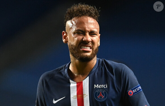 La fin de l'histoire entre Neymar et le PSG

Neymar - Le Bayern de Munich remporte la finale de la ligue des Champions UEFA 2020 à Lisbonne en gagnant 1-0 face au PSG (Paris Saint-Germain) le 23 Août 2020. © Pool UEFA via Bestimage