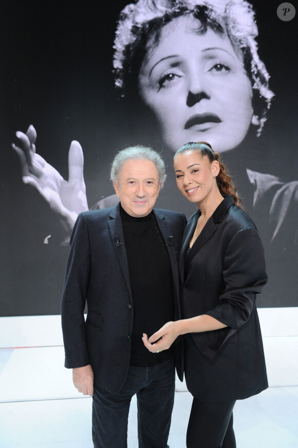 Exclusif - Michel Drucker et Chimene Badi - Enregistrement de l'émission Vivement dimanche en Hommage à Edith Piaf au studio Gabriel Diffusion sur France 3.