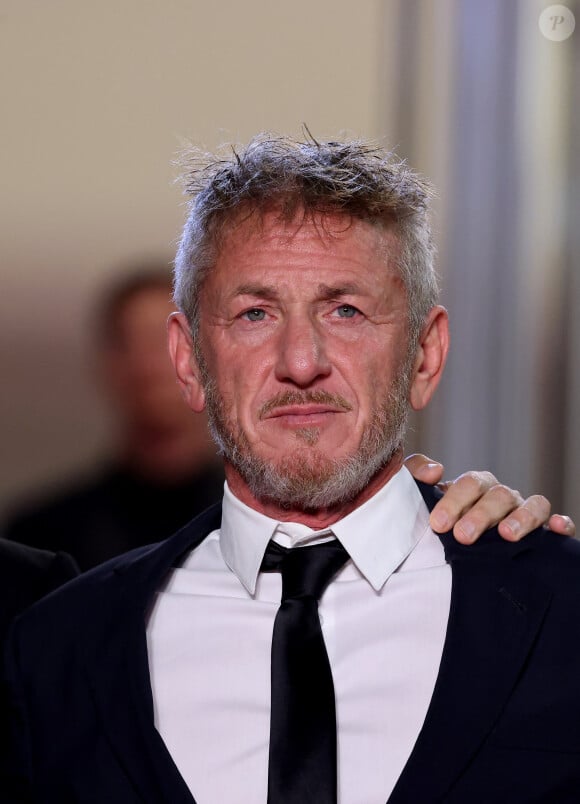 Sean Penn a eu une vie amoureuse tumultueuse
Sean Penn - Montée des marches du film " Black Flies " lors du 76ème Festival International du Film de Cannes, au Palais des Festivals à Cannes. © Jacovides-Moreau / Bestimage 