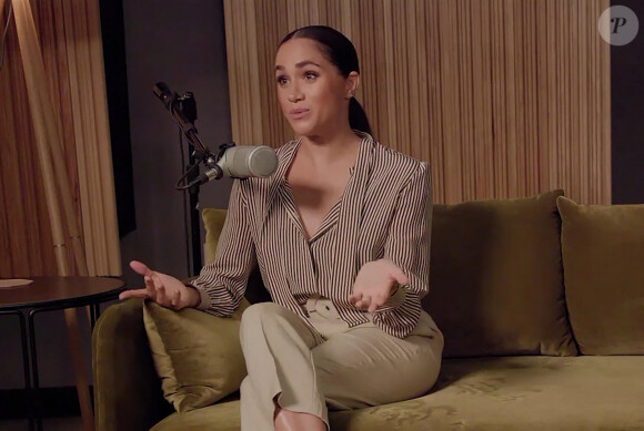 Meghan Markle, duchesse de Sussex, enregistre des podcasts pour Spotify. Mais depuis le 15 juin 20023, Spotify a annoncé mettre fin au contrat passé avec le prince Harry et Meghan Markle. 