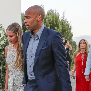 En couple depuis 2008 avec Andrea Rajacic, ils ont eu trois enfants ensemble
 
Thierry Henry et sa compagne Andrea Rajacic - Soirée pré-mariage du joueur du footballeur Cesc Fabregas et Daniella Semaan à Ibiza en Espagne le 24 juillet 2018.