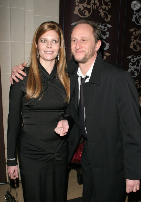 Tous les deux avaient tourné un film ensemble.
Chiara Mastroianni et Benoit Poelvoorde - Soirée après la cérémonie des César à l'espace Ricard à Paris le 25 février 2006
