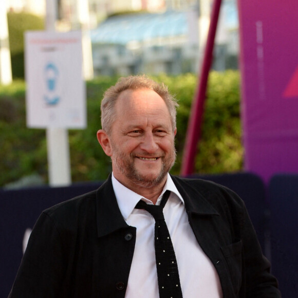Benoît Poelvoorde à la première de "Comment je suis devenu un super-héros" lors de la clôture du 46ème Festival du Cinéma Américain de Deauville, le 12 septembre 2020. © Rachid Bellak/Bestimage 