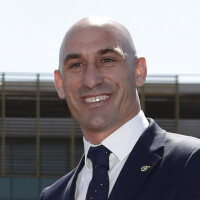 Coupe du monde féminine : Après son baiser polémique sur la bouche d'une joueuse, Luis Rubiales réagit enfin !