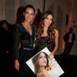 Marine Lorphelin (miss France 2013) et Iris Mittenaere (Miss France, Miss Univers 2016 et Danse avec les Stars 2018) - Soirée de lancement du livre "Toujours y croire" de Miss France et Miss Univers 2016 I.Mittenaere à l'hôtel Vernet à Paris, France, le 6 novembre 2018. © CVS/Bestimage 