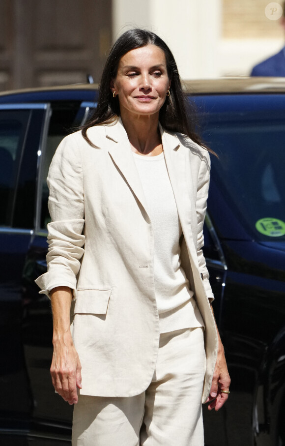 La princesse Leonor arrive en famille à l'académie militaire de Saragosse pour sa formation de cadette, le 17 août 2023.
