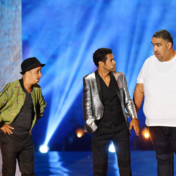 Son décès a été suite par de très nombreux hommages dont ceux de Booder et Jamel Debbouze notamment
Exclusif - Booder, Jamel Debbouze, Wahid Bouzidi et Paul Seré - Festival "Marrakech du Rire 2018" à Marrakech, Maroc, le 24 juin 2018. © Rachid Bellak/Bestimage