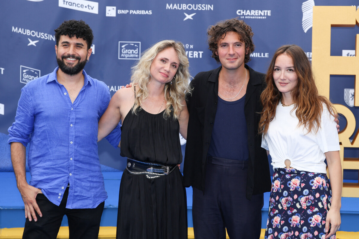 Photo Amine Bouhafa Le Temps Daimer Katell Quillévéré Vincent Lacoste Et Anaïs Demoustier