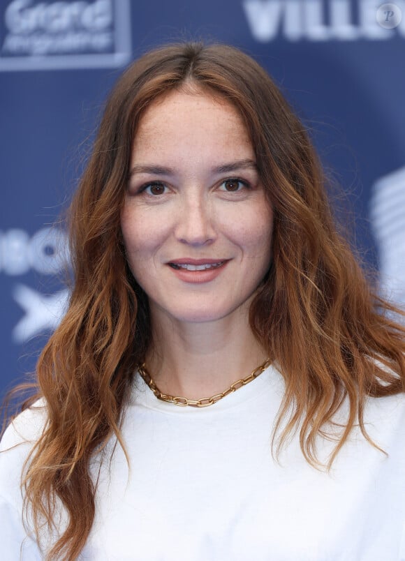 Anaïs Demoustier (Le temps d'aimer) sur le tapis bleu de la 16ème édition du festival du film francophone de Angoulême le 23 août 2023. © Coadic Guirec / Bestimage 