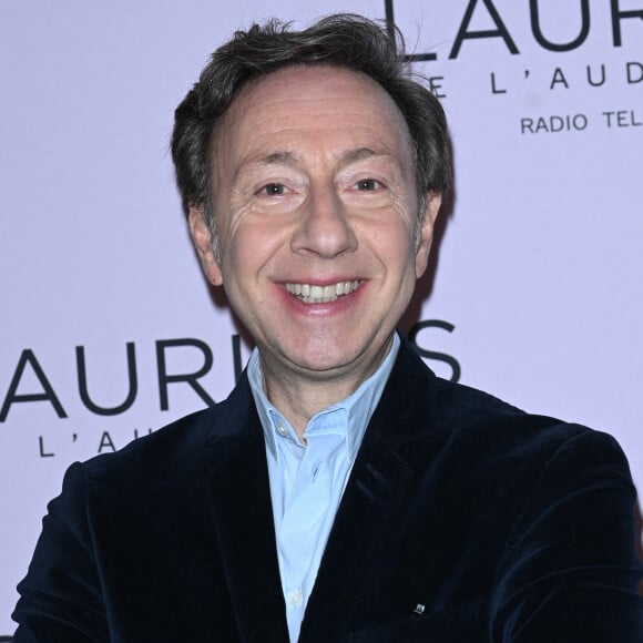 Il est propriétaire d'une grande demeure qui était un ancien collège royal.
Stéphane Bern - 28ème cérémonie des Lauriers de l'Audiovisuel au théâtre Marigny à Paris le 20 février 2023. © Coadic Guirec/Bestimage