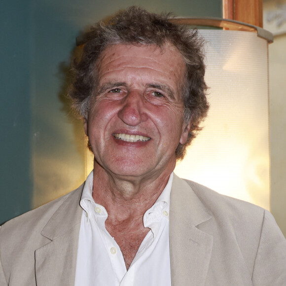 Gérard Leclerc a été inhumé ce jeudi.
Gérard LECLERC - Nathalie Garçon a organisé une soirée Focus Cameroun 2, en l'honneur du Cameroun magie et couleur, à la Galerie Vivienne à Paris. Elle est tout juste rentrée de Yaoundé, où elle a présenté le défilé " Over fifty... et alors! " dont elle est l'âme et la créatrice. © Christophe Aubert via Bestimage 
