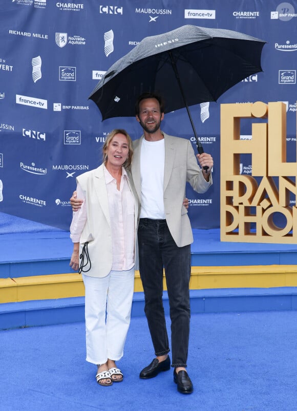 De nombreuses stars étaient présentes
Emmanuelle Bercot et Benjamin Lavernhe - Arrivées sur le tapis bleu de la 16ème édition du festival du film francophone de Angoulême le 26 août 2023. © Coadic Guirec / Bestimage 