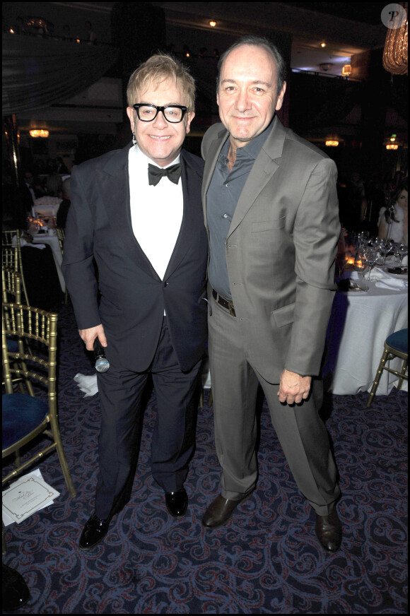 Elton John et Kevin Spacey à Londres.