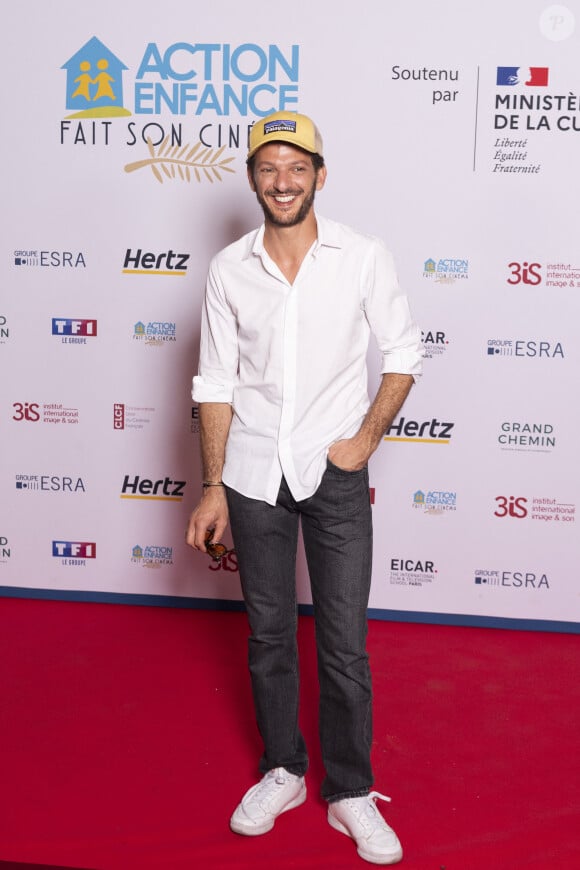 L'occasion de s'intéresser à l'acteur, et notamment à sa vie amoureuse
Vincent Dedienne - 6éme édition "Action Enfance fait son cinéma" au Grand Rex à Paris le 12 juin 2023.  © Pierre Perusseau/Bestimage