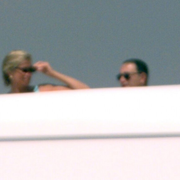 Lady Diana et Dodi Al-Fayed à Saint-Tropez, août 1997.