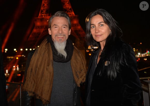 Exclusif - Florent Pagny et sa femme Azucena - Backstage du concert anniversaire des 130 ans de la Tour Eiffel à Paris, qui sera diffusé le 26 octobre sur France 2. Le 2 octobre 2019. © Perusseau-Veeren/ Bestimage