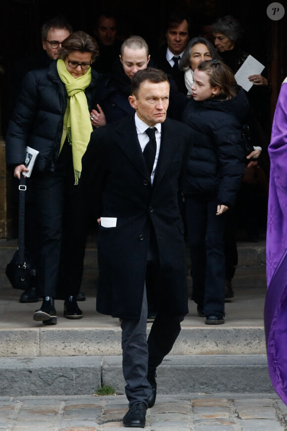 Sylvain Tesson - Sorties des obsèques de Philippe Tesson en l'église Saint-Germain des-Prés à Paris le 10 février 2023. © Christophe Clovis / Bestimage 