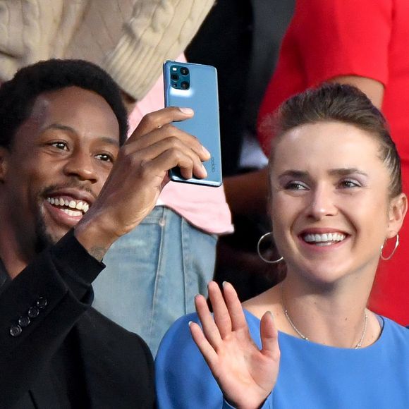 Gaël Monfils et sa femme Elina Svitolina - People en tribunes du match de football en ligue 1 Uber Eats : Le PSG (Paris Saint-Germain) remporte la victoire 2-1 contre Lyon au Parc des Princes à Paris le 19 septembre 2021. Lionel Urman/Panoramic/Bestimage