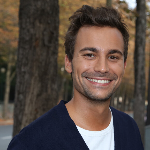 Exclusif - Bertrand Chameroy arrive pour l'enregistrement d'une émission tv au studio Gabriel. Paris, le 14 septembre 2016