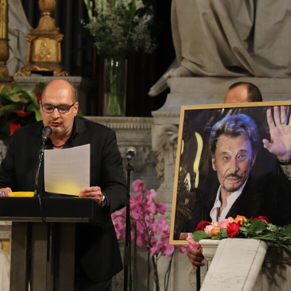 Semi Exclusif - Michael Ketcham Halliday, cousin de Johnny Hallyday lit un texte lors de la messe hommage pour le 75ème anniversaire de Johnny Hallyday en l'église de La Madeleine à Paris le 15 juin 2018.