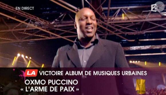 Oxmo Puccino remporte la Victoire de l'Album de musiques urbaines.