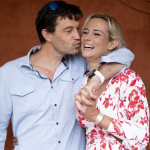 Elodie Gossuin et son mari Bertrand Lacherie au village lors des internationaux de France à Roland Garros le 12 juin 2021. © JB Autissier / Panoramic / Bestimage