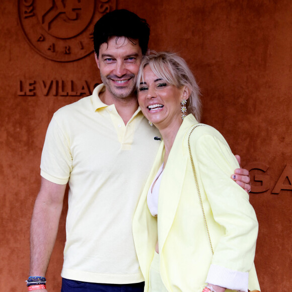 Elodie Gossuin et son mari Bertrand Lacherie au village lors des Internationaux de France de Tennis de Roland Garros 2022 à Paris, France, le 5 juin 2022. © Dominique Jacovides/Bestimage 
