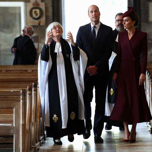 Le prince William, prince de Galles, et Catherine (Kate) Middleton, princesse de Galles assistent à un service religieux marquant le premier anniversaire de la mort de la reine Elizabeth II à la cathédrale St Davids à Haverfordwest dans le Pembrokeshire, pays de Galles, Royaume Uni, le 8 septembre 2023. 