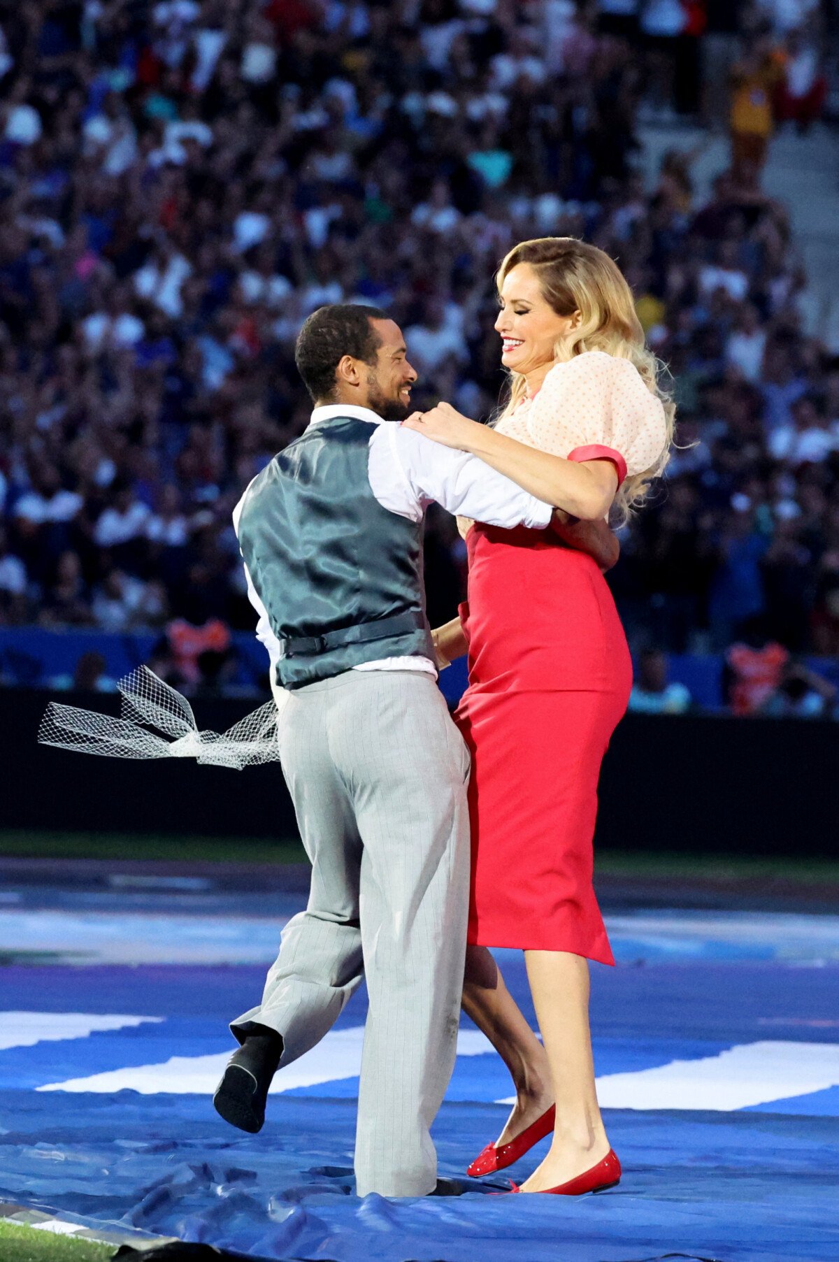 Photo Adriana Karembeu Cérémonie d'ouverture de la Coupe du Monde