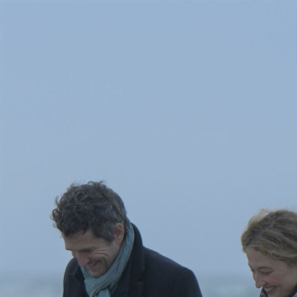 Affiche du film Hors-saison de Marie Drucker et Stéphane Brizé